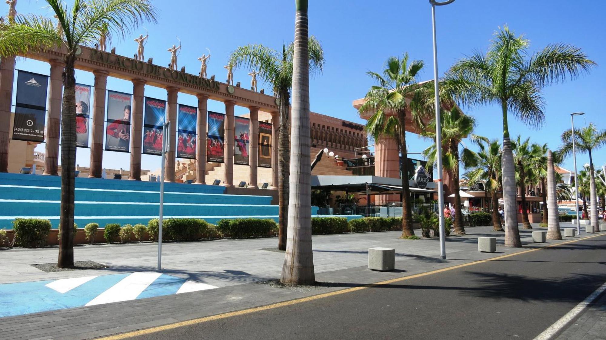 Blue Bay Paradise - Beach Front Apartment With Sea View Playa Paraiso  Exterior photo