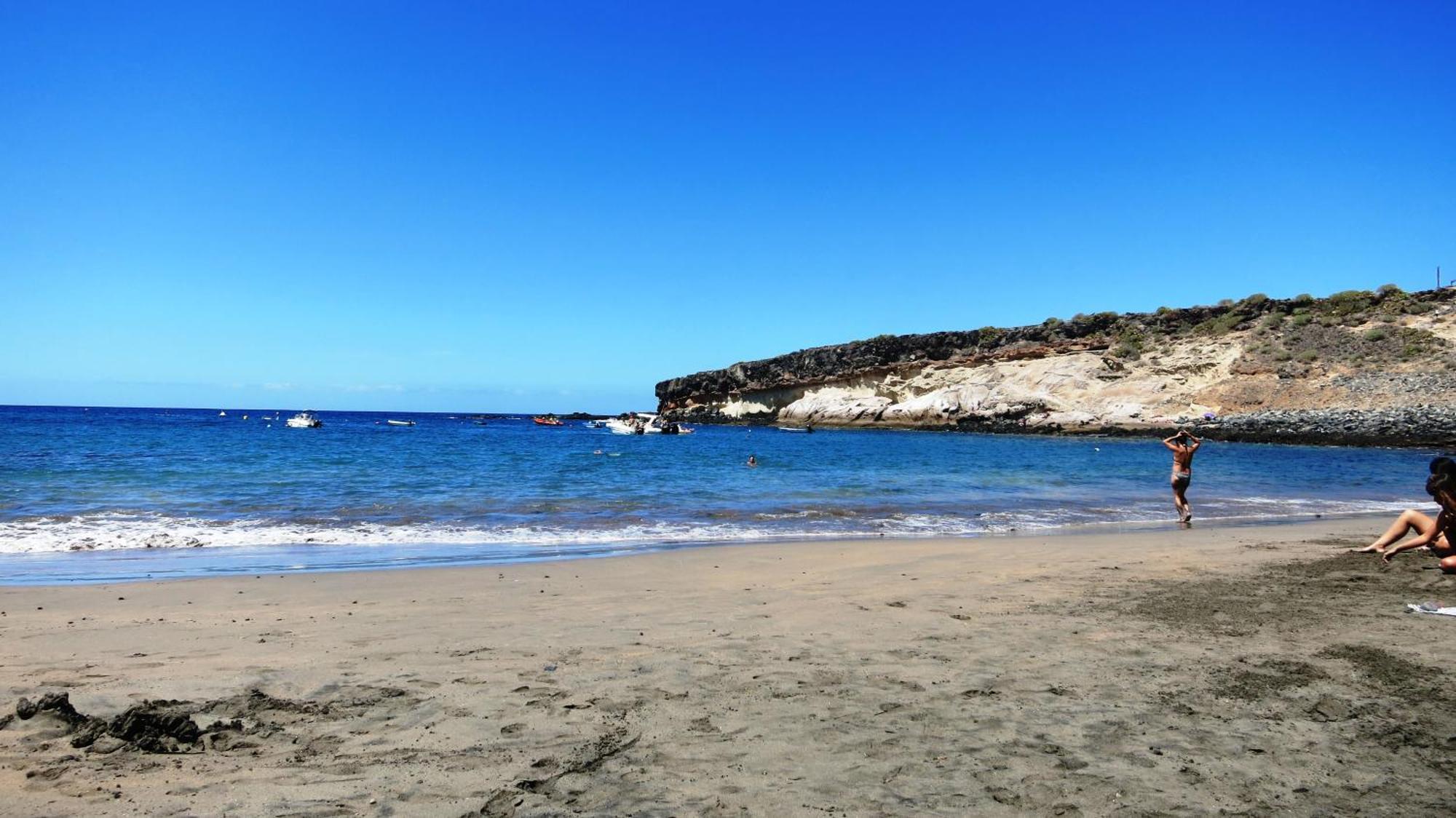 Blue Bay Paradise - Beach Front Apartment With Sea View Playa Paraiso  Exterior photo